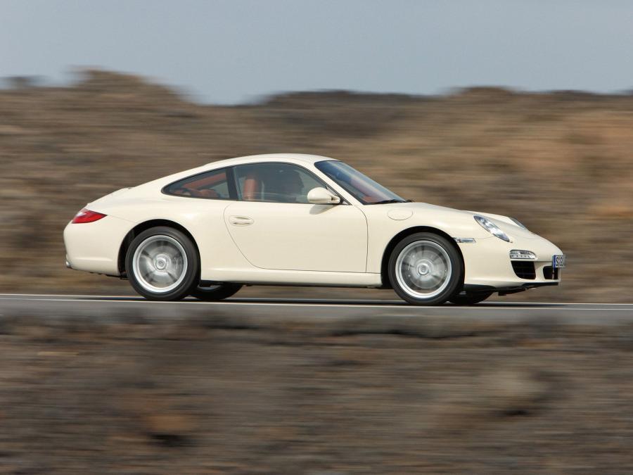  Porsche 911 2008 года  (фото 34 из 40)